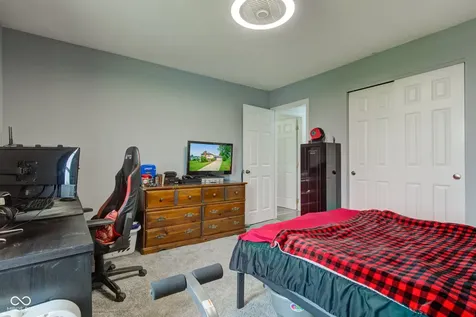 1925 E Woodside Village Drive Connersville IN 47331