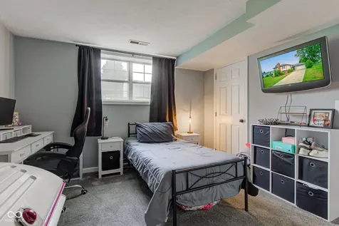 1925 E Woodside Village Drive Connersville IN 47331