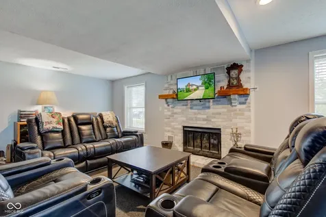 1925 E Woodside Village Drive Connersville IN 47331