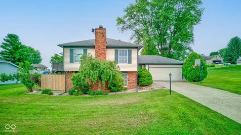 1925 E Woodside Village Drive Connersville IN 47331