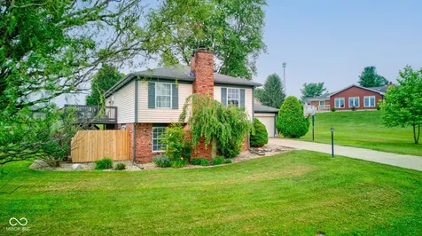 1925 E Woodside Village Drive Connersville IN 47331