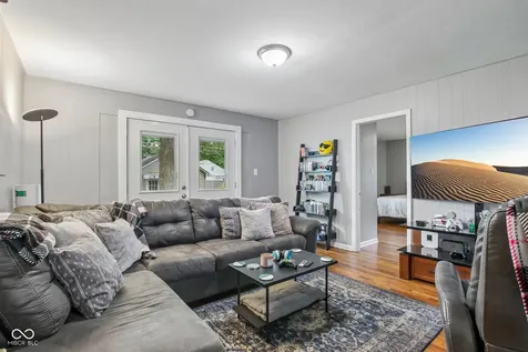 137 N 4th Avenue Beech Grove IN 46107