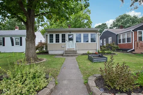 137 N 4th Avenue Beech Grove IN 46107