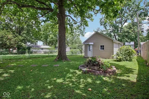 137 N 4th Avenue Beech Grove IN 46107