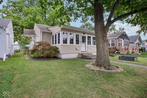 137 N 4th Avenue Beech Grove IN 46107