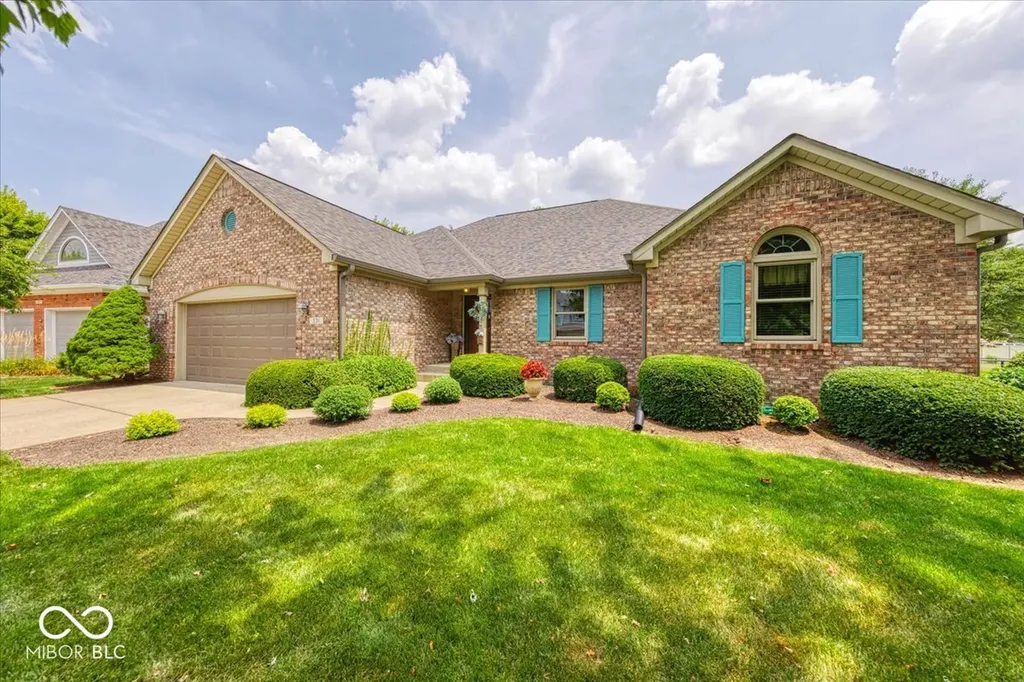 591 Leah Way Greenwood IN 46142