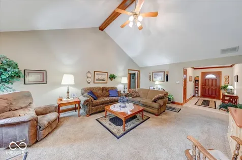 591 Leah Way Greenwood IN 46142