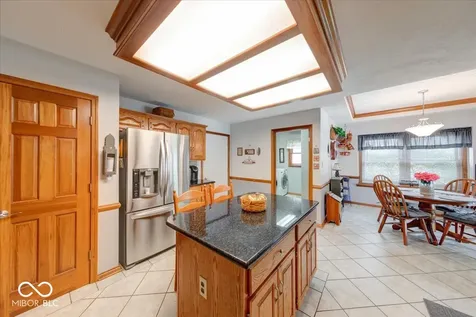 591 Leah Way Greenwood IN 46142