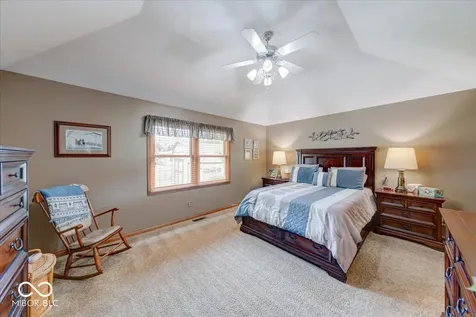 591 Leah Way Greenwood IN 46142