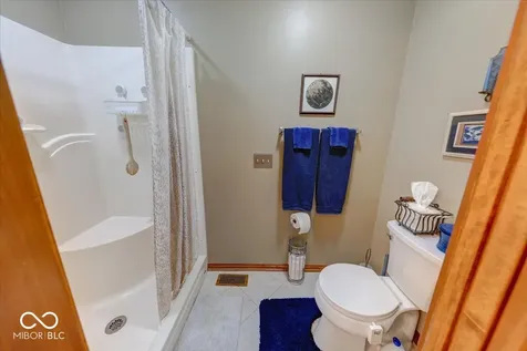 591 Leah Way Greenwood IN 46142
