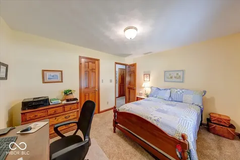 591 Leah Way Greenwood IN 46142