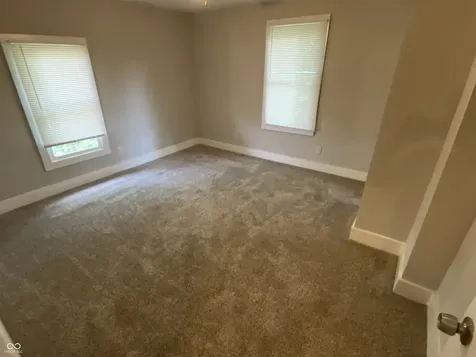 91 S 5th Avenue Beech Grove IN 46107