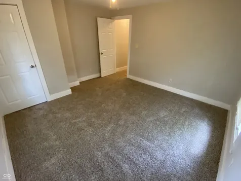 91 S 5th Avenue Beech Grove IN 46107