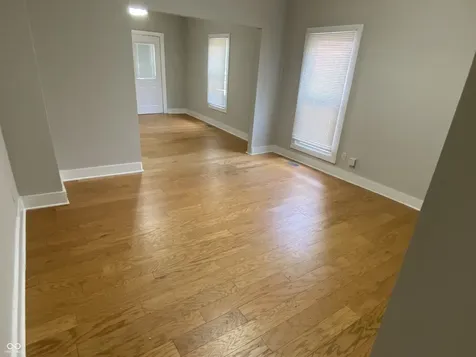91 S 5th Avenue Beech Grove IN 46107