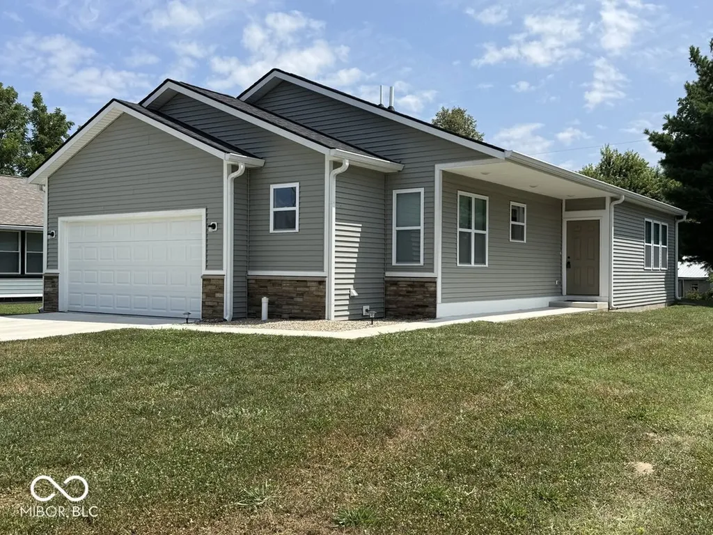 1279 S Marion Street Martinsville IN 46151