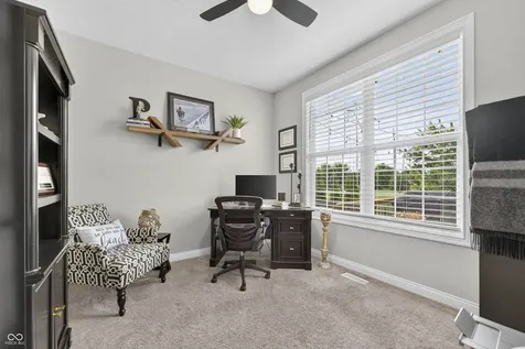 13082 Knights Way Fishers IN 46037
