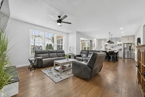 13082 Knights Way Fishers IN 46037