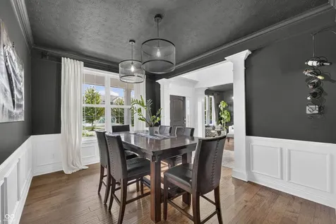 13082 Knights Way Fishers IN 46037