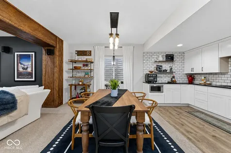 13082 Knights Way Fishers IN 46037