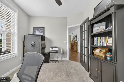 13082 Knights Way Fishers IN 46037