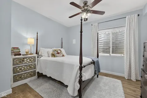 13082 Knights Way Fishers IN 46037