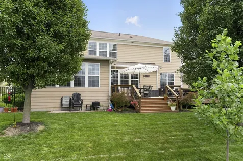 13082 Knights Way Fishers IN 46037