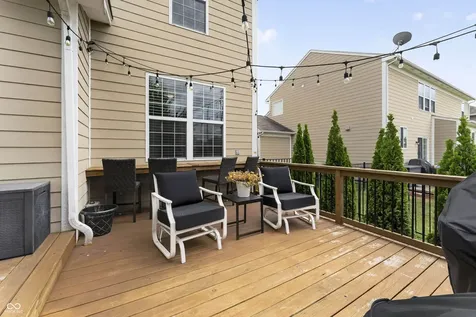 13082 Knights Way Fishers IN 46037