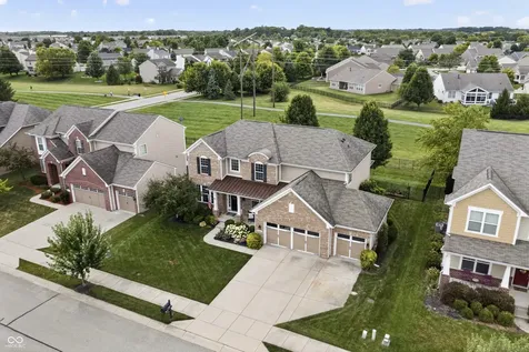 13082 Knights Way Fishers IN 46037