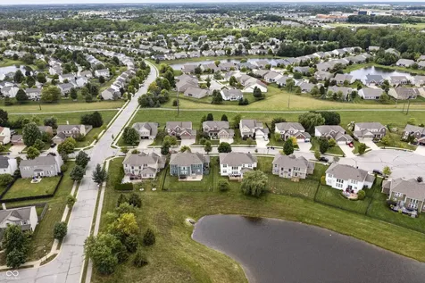 13082 Knights Way Fishers IN 46037