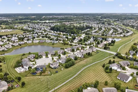 13082 Knights Way Fishers IN 46037