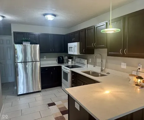 8362 Enclave Boulevard Fishers IN 46038