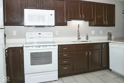 8362 Enclave Boulevard Fishers IN 46038