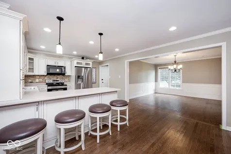 6320 Brixton Indianapolis IN 46220