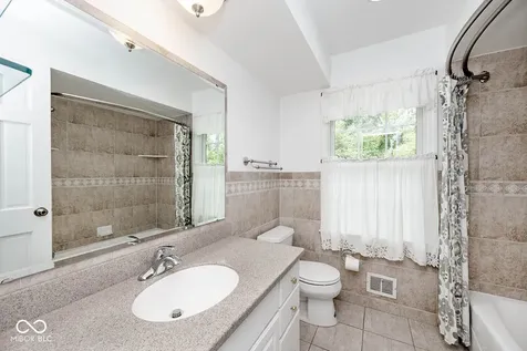 6320 Brixton Indianapolis IN 46220