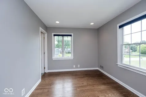 6320 Brixton Indianapolis IN 46220