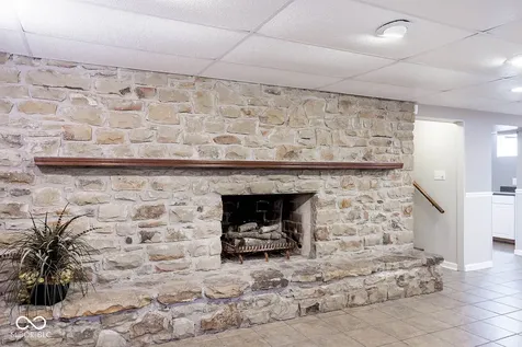6320 Brixton Indianapolis IN 46220