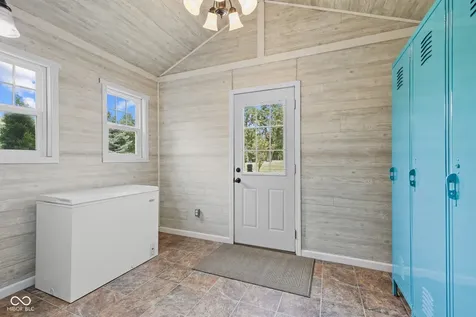 6215 S 275 E Lebanon IN 46052