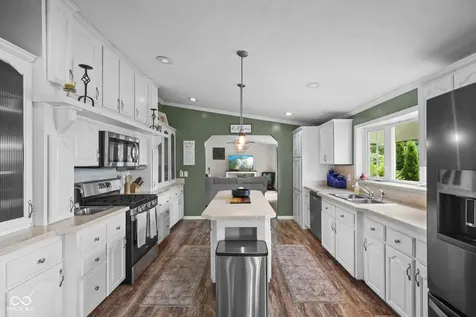 6215 S 275 E Lebanon IN 46052