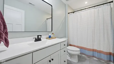 18460 Sandy Cove Lane Westfield IN 46074