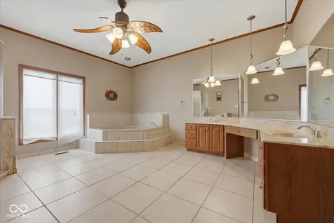 7380 E 25th Street Columbus IN 47203