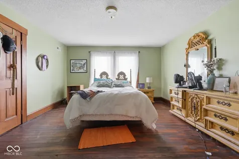 7380 E 25th Street Columbus IN 47203