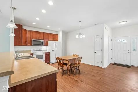 203 Rocky Road Greenfield IN 46140
