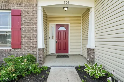 203 Rocky Road Greenfield IN 46140