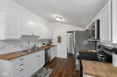 1361 Union Street Indianapolis IN 46225