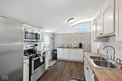 1361 Union Street Indianapolis IN 46225