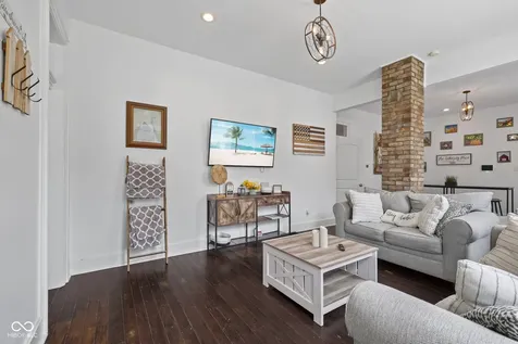 1361 Union Street Indianapolis IN 46225