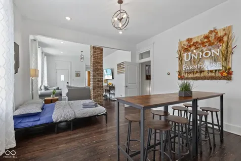 1361 Union Street Indianapolis IN 46225