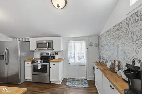 1361 Union Street Indianapolis IN 46225