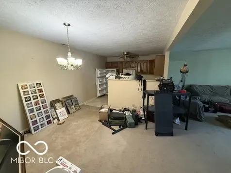 1763 Wellesley Lane Indianapolis IN 46219