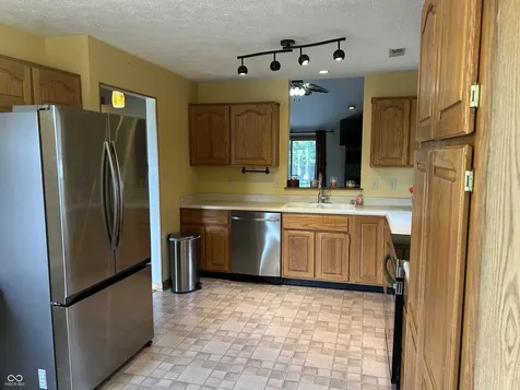 1950 Winfield Park Drive Greenfield IN 46140